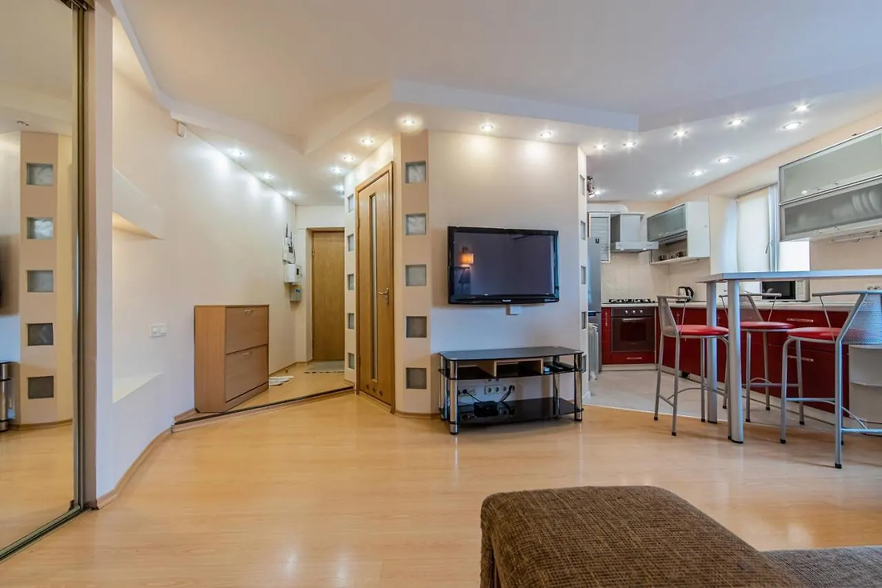 Three-Room Apartments On Central District 基輔 乌克兰