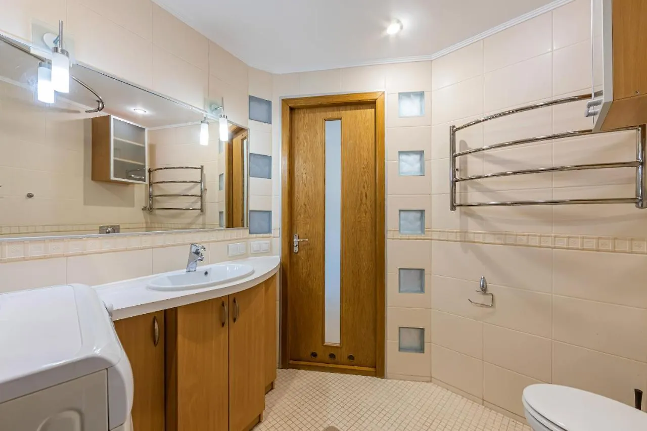 Three-Room Apartments On Central District 基輔 0*,  乌克兰